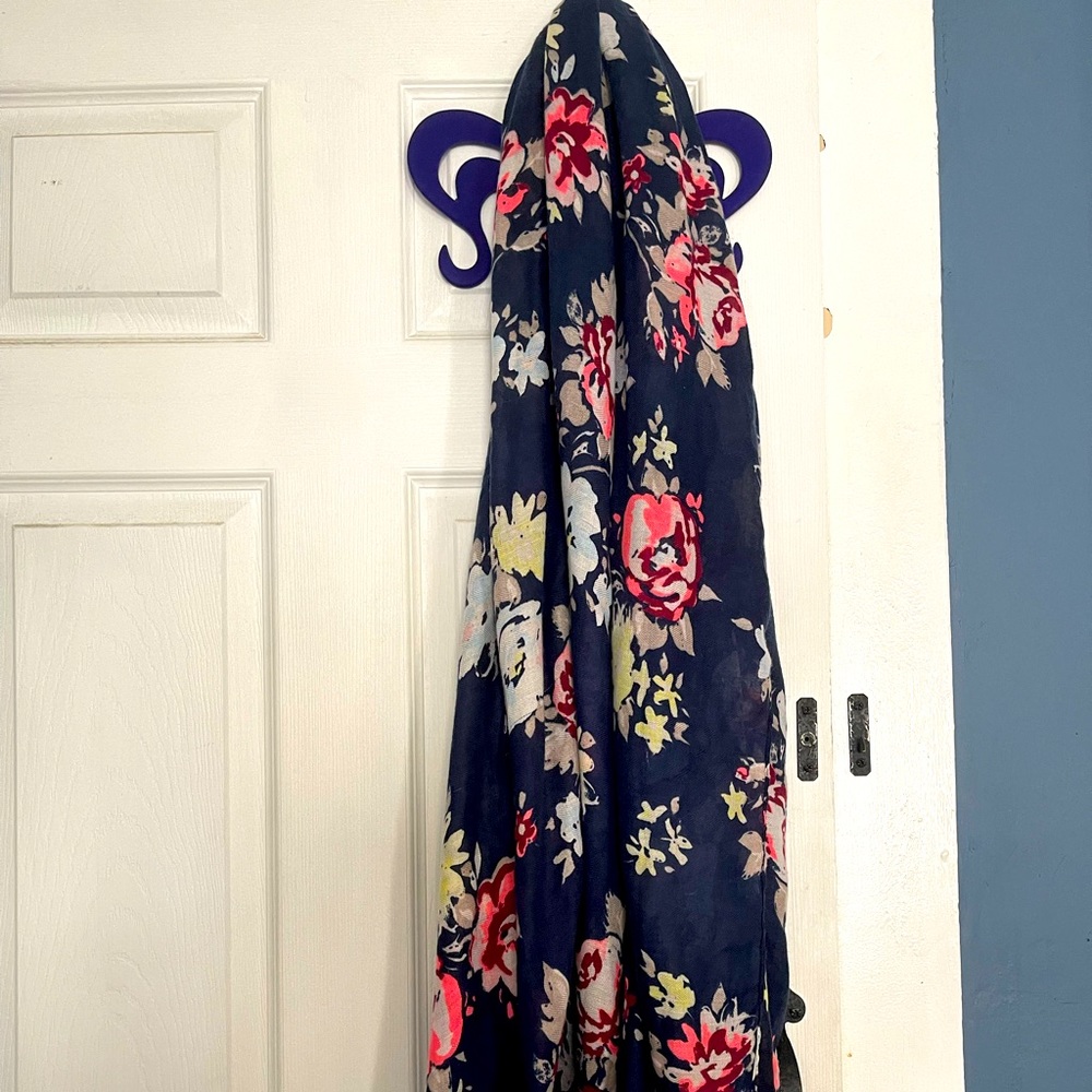 Old Navy: Blue Floral Scarf